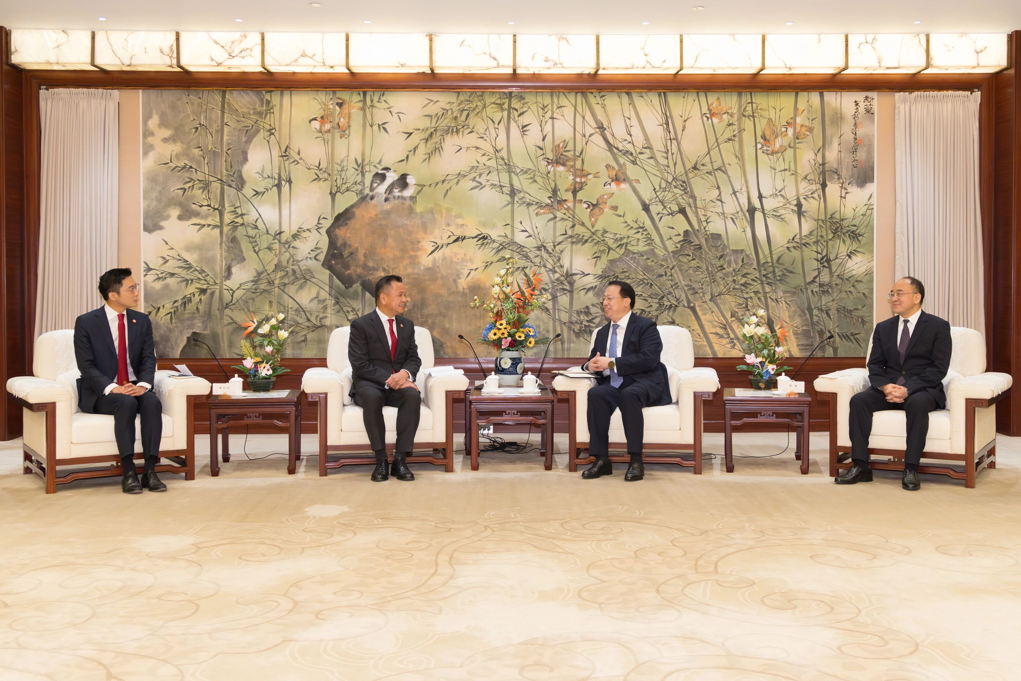 上海市長龔正會見港區省級政協委員聯誼會代表團 謝承潤受邀出席