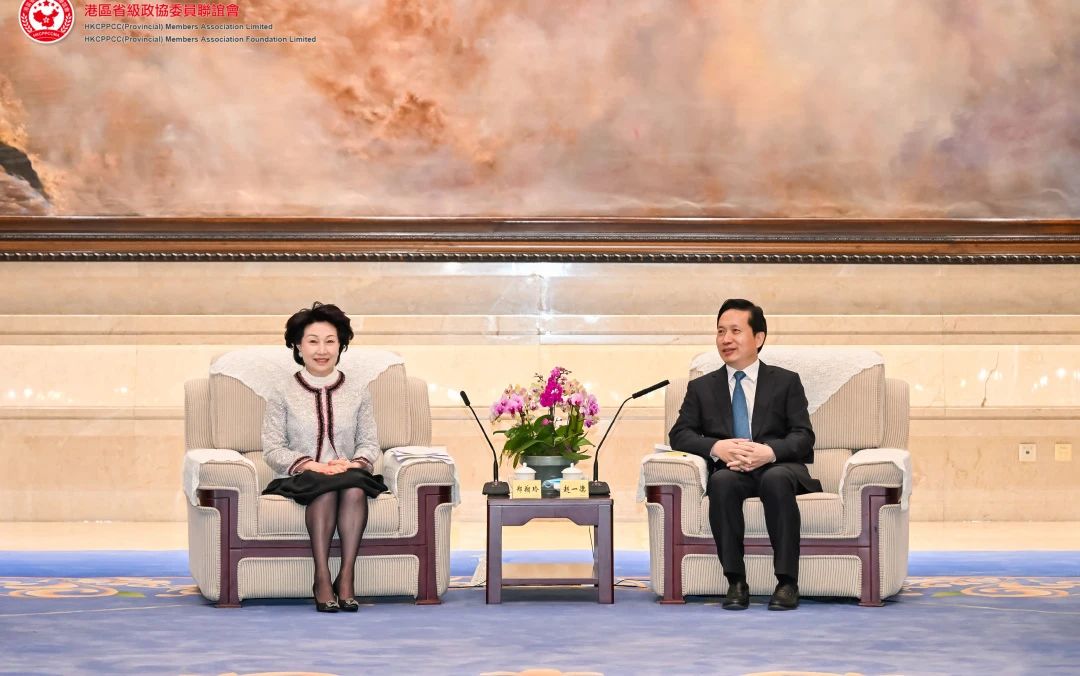 鄭翔玲率港區(qū)省級政協(xié)委員聯(lián)誼會赴陜 陜西省委書記趙一德會見考察團一行