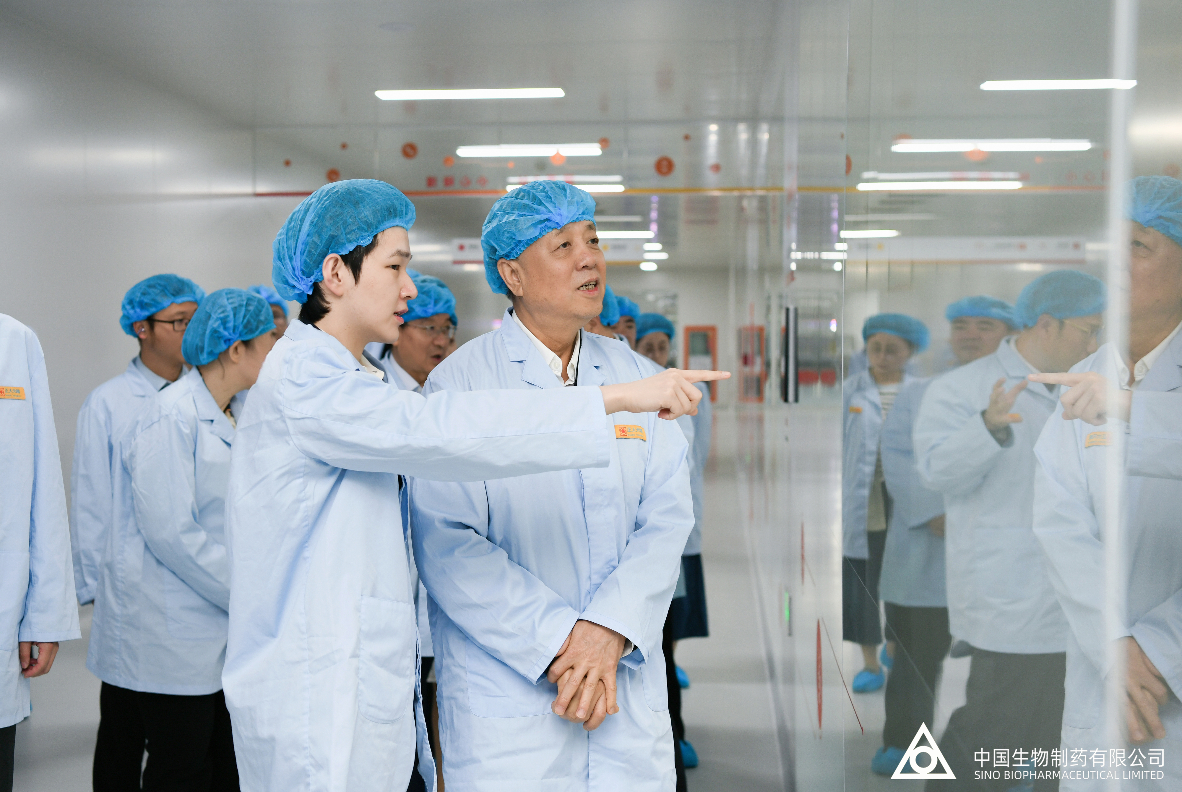 全國人大常委會副委員長武維華一行到正大天晴調研