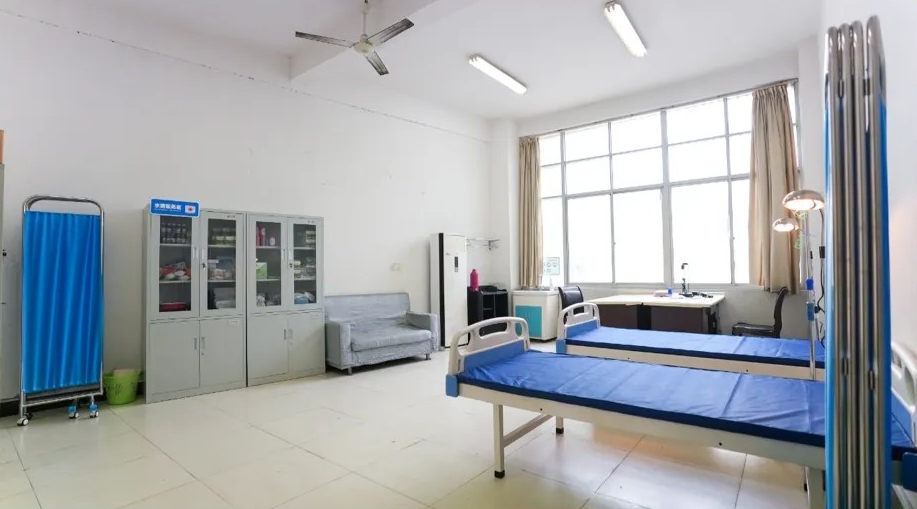 晴空計劃-鄉村醫務室助力校園健康